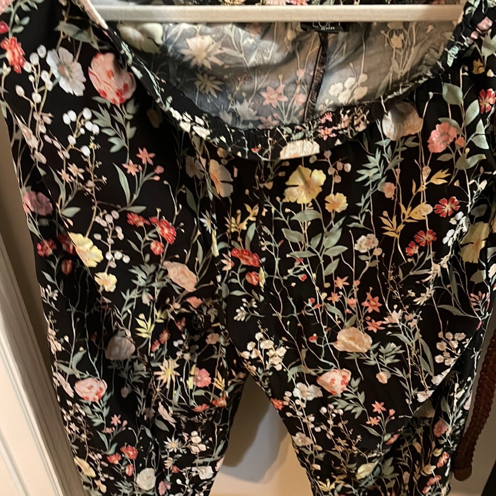 Loft petite capri pants